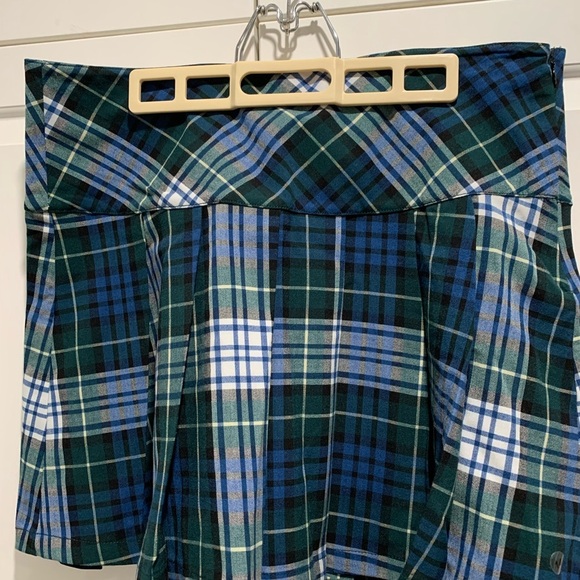 NWT American Eagle tartan, high-rise skirt, size 14 - Picture 3 of 10